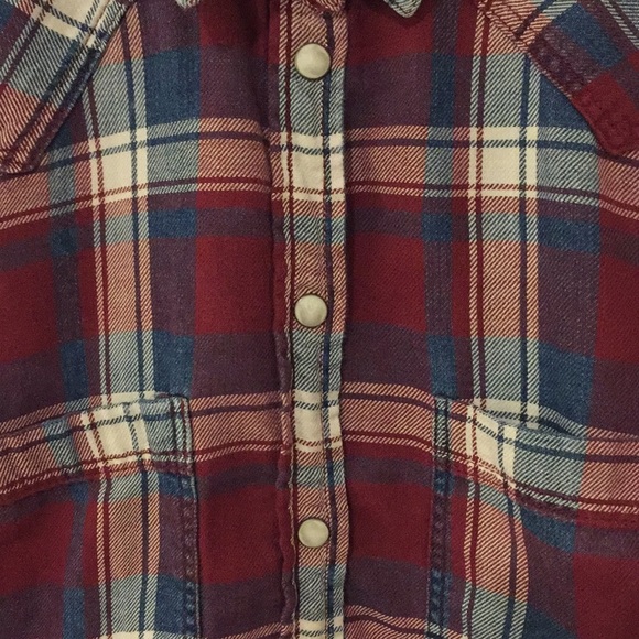 American Eagle Outfitters Long Sleeved Button Down - Picture 3 of 5